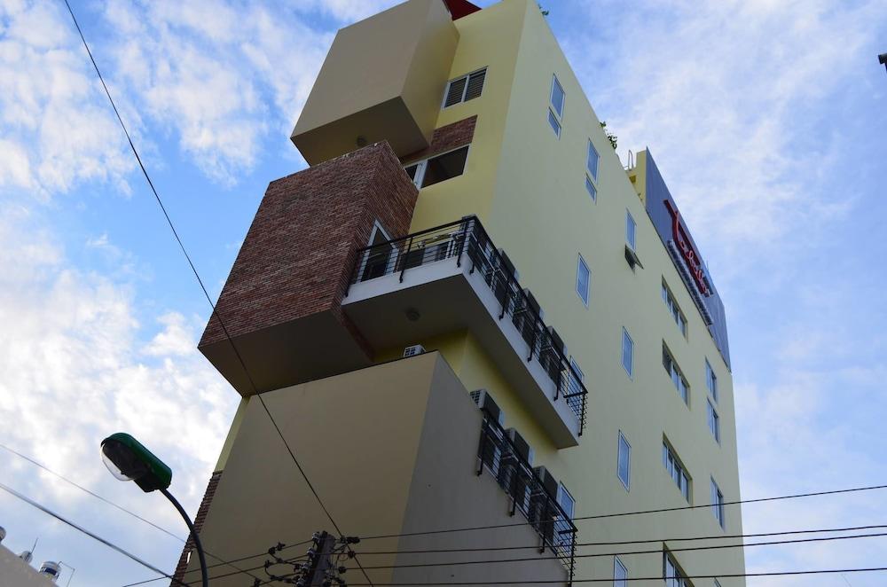 Tabalo Hostel Nha Trang Esterno foto