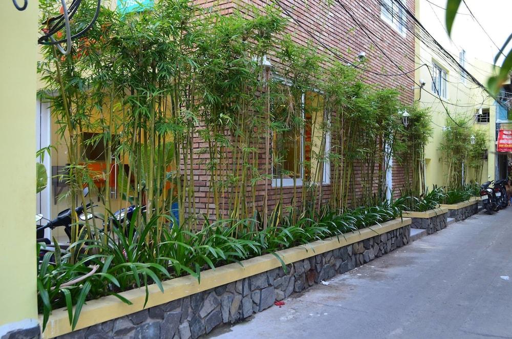 Tabalo Hostel Nha Trang Esterno foto